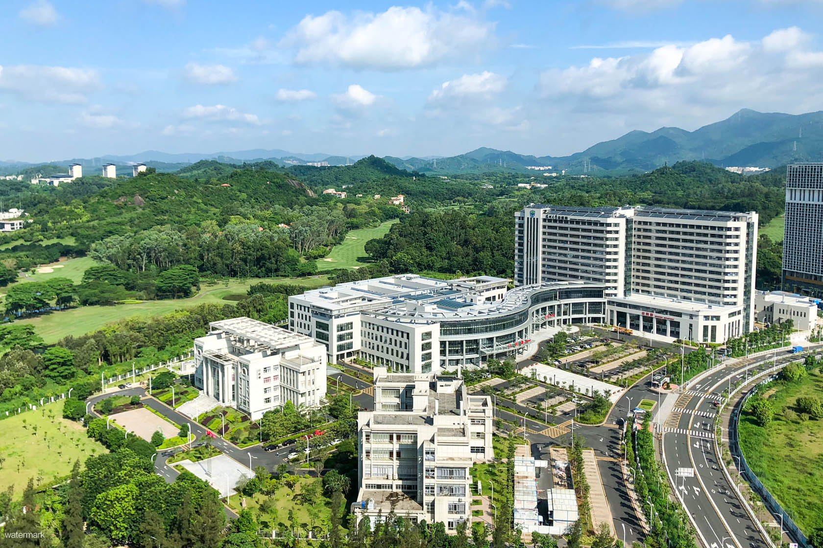 深圳大學(xué)總醫(yī)院——“電子哨兵”上崗，賦能基層防疫。