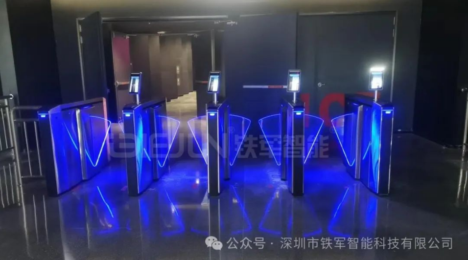 譚校長蘇州“十方人間歌”演唱會將啟用鐵軍智能票務(wù)閘機！